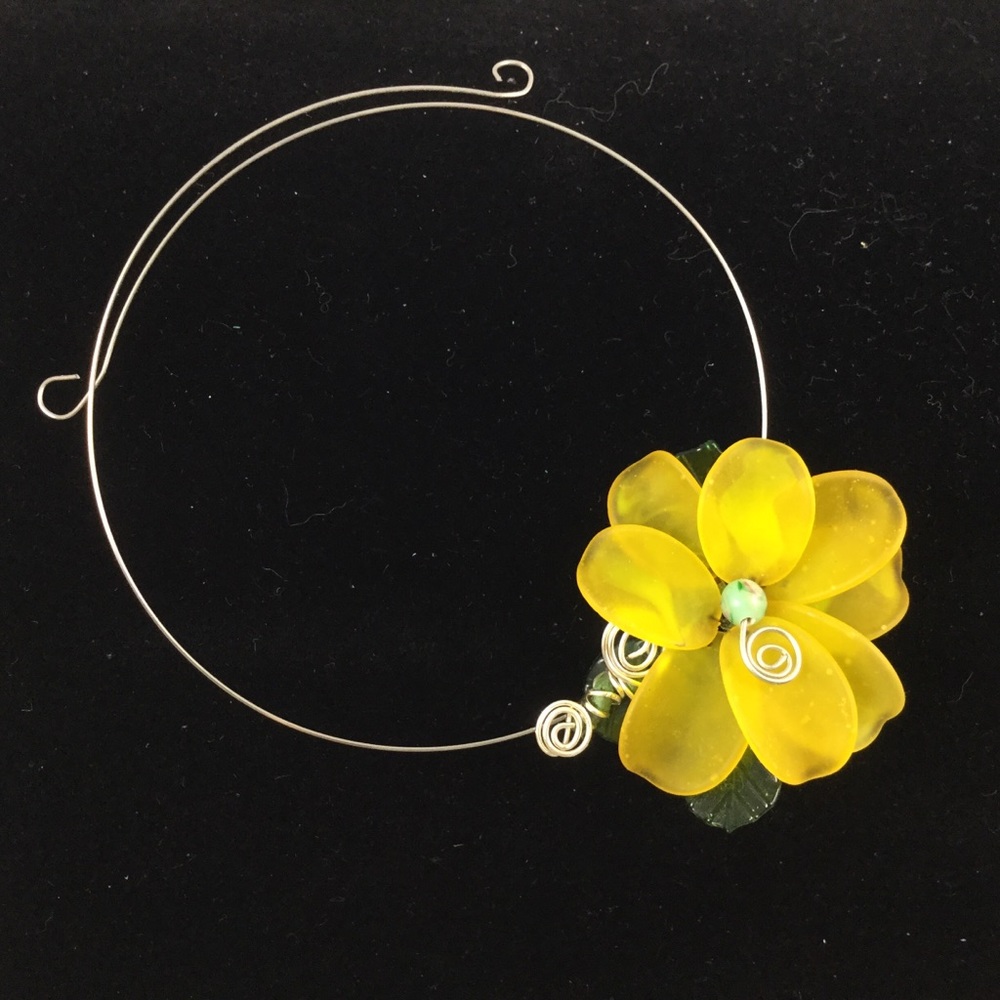 Glass Flower necklace on memory wire